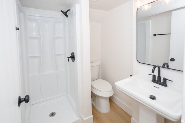 139 W COLUMBIA DR, Midvale, UT 84047