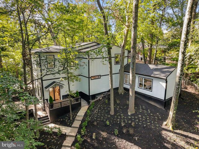 811 SLIGO CREEK PKWY, Takoma Park, MD 20912