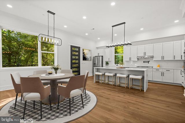 811 SLIGO CREEK PKWY, Takoma Park, MD 20912