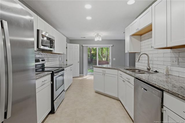 49 Ravens Wood Circle, Sanford, NC 27332