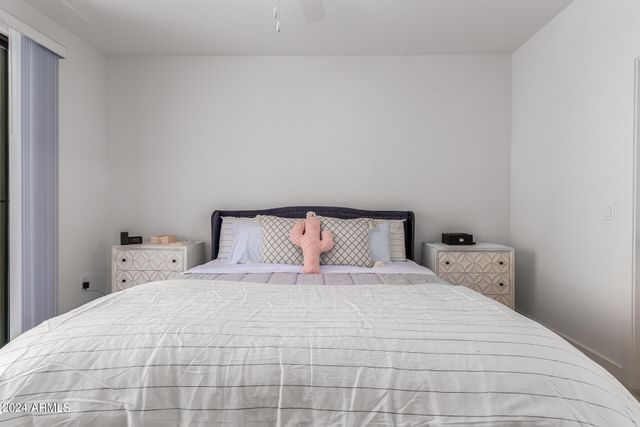 2511 W QUEEN CREEK Road 374, Chandler, AZ 85248