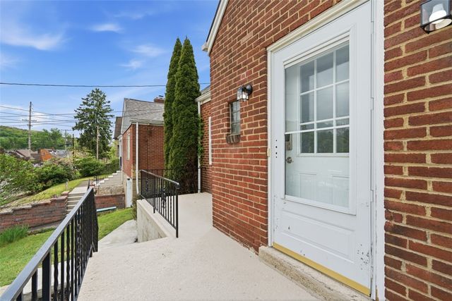 3343 MAPLE, Ross Twp, PA 15237