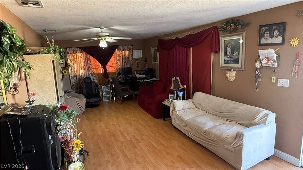 901 Stanley Avenue, North Las Vegas, NV 89030 — photo 2