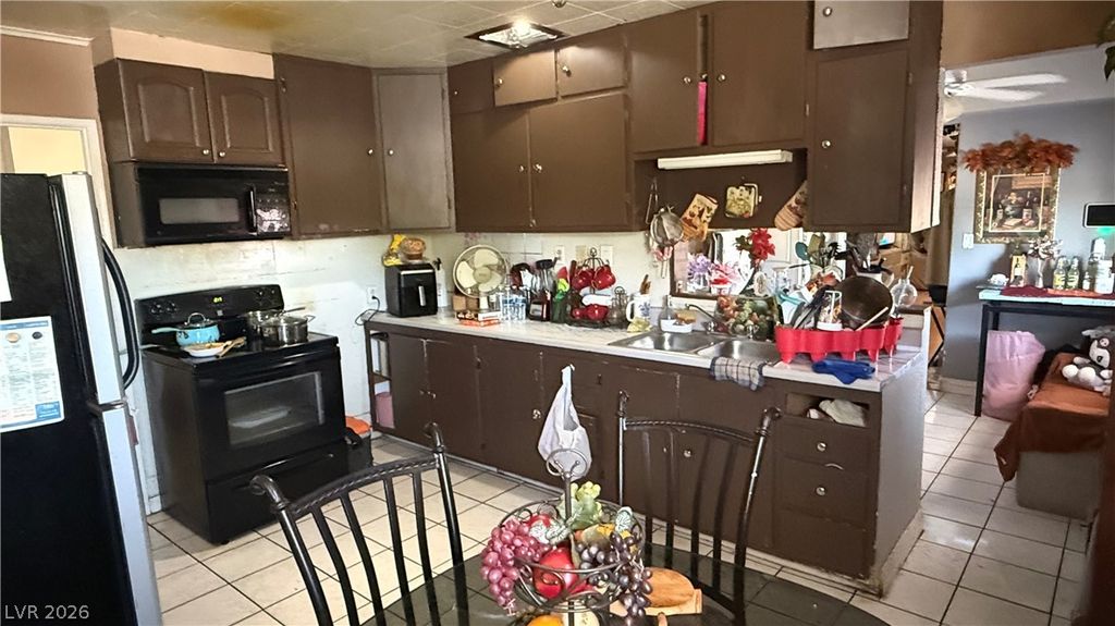 901 Stanley Avenue, North Las Vegas, NV 89030 — photo 3