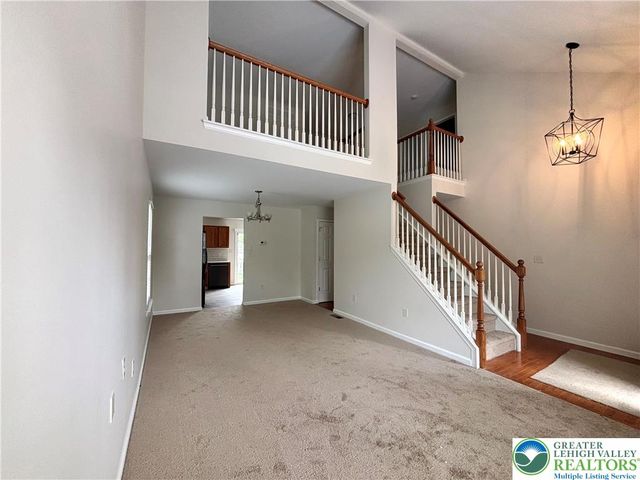 1537 Cambridge Drive, Macungie Boro, PA 18062