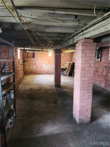 256 Auburn Avenue, Buffalo, NY 14213