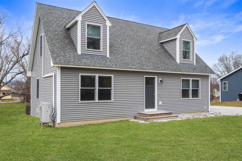 29 Victor Place, Rutland City, VT 05701