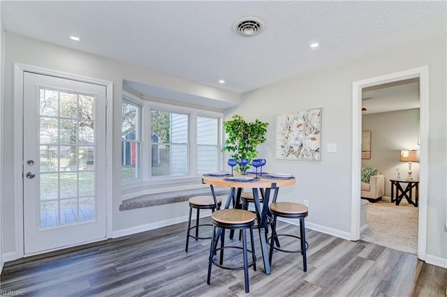 116 Rollingswood RD, Chesapeake, VA 23325