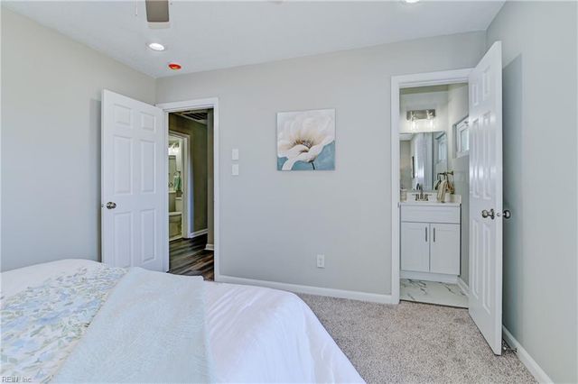 116 Rollingswood RD, Chesapeake, VA 23325