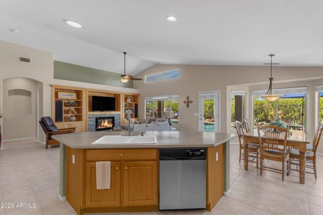 17422 W ROCK LEDGE Road, Goodyear, AZ 85338