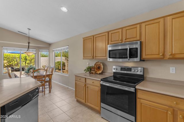 17422 W ROCK LEDGE Road, Goodyear, AZ 85338
