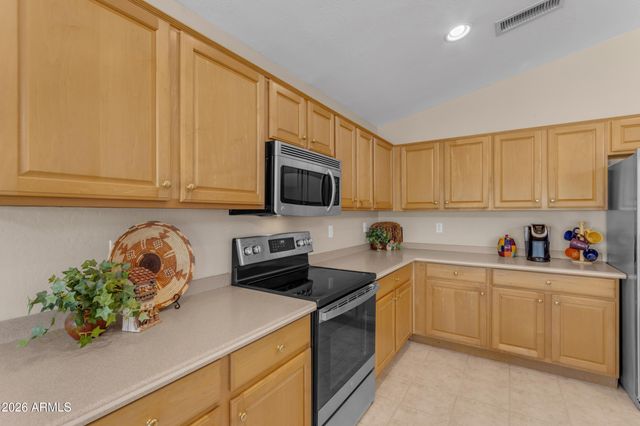 17422 W ROCK LEDGE Road, Goodyear, AZ 85338