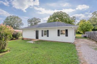 220 FORREST ST, Selmer, TN 38375