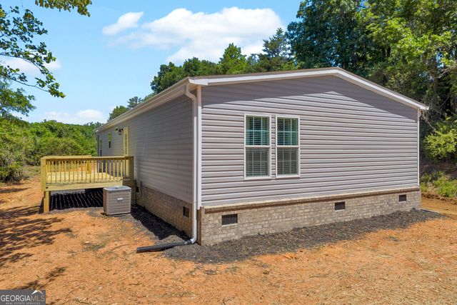 226 Mineral Springs Conn, Demorest, GA 30535