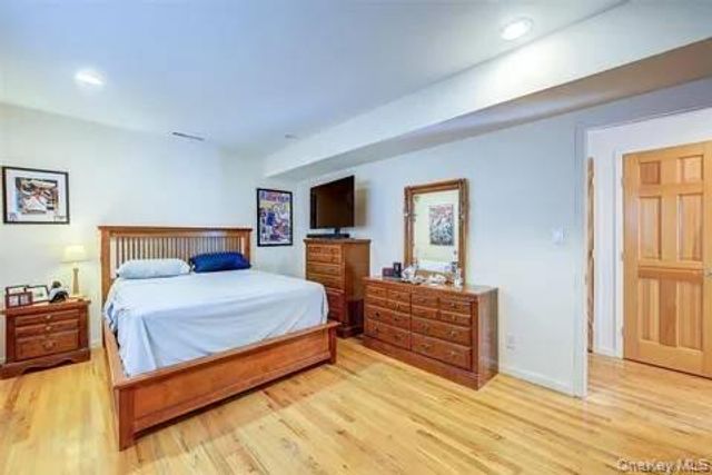 16032 11th Avenue, Whitestone, NY 11357