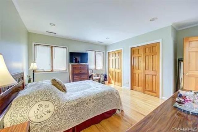 16032 11th Avenue, Whitestone, NY 11357