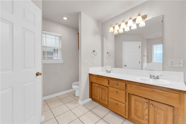 832 Palisades Avenue, Springdale, AR 72764