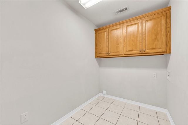 832 Palisades Avenue, Springdale, AR 72764