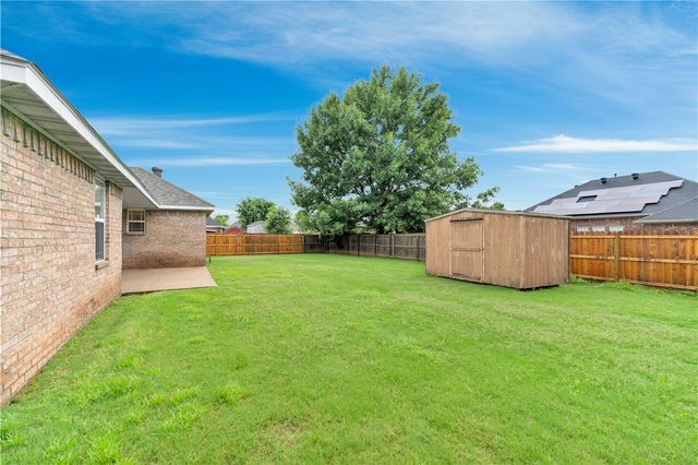 832 Palisades Avenue, Springdale, AR 72764