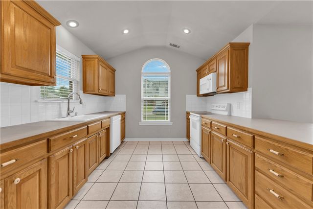 832 Palisades Avenue, Springdale, AR 72764