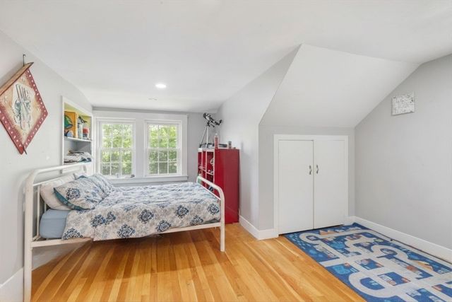 665 S Main St, Sharon, MA 02067