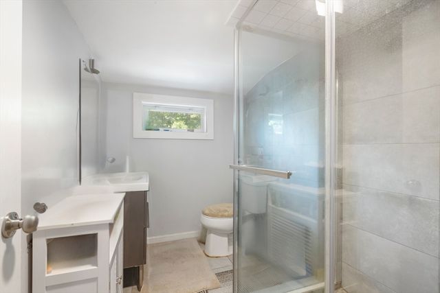 665 S Main St, Sharon, MA 02067