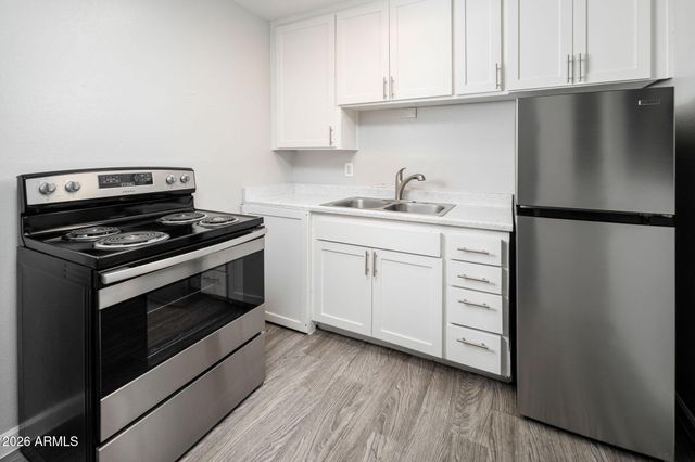 4811 N 15th Avenue, Phoenix, AZ 85015