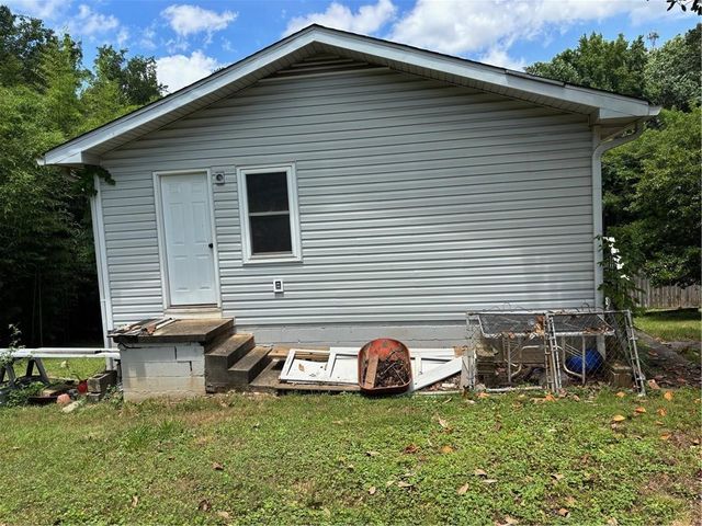 897 Wanda Circle SW, Marietta, GA 30008
