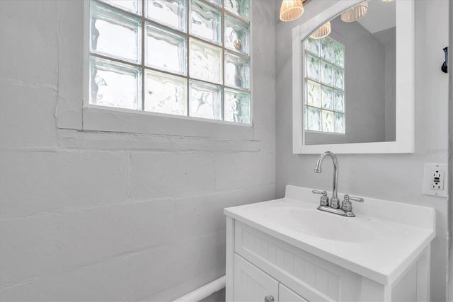 10739 64TH AVENUE, Seminole, FL 33772