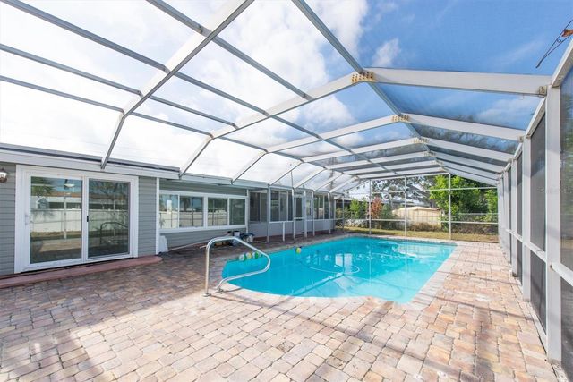 10739 64TH AVENUE, Seminole, FL 33772