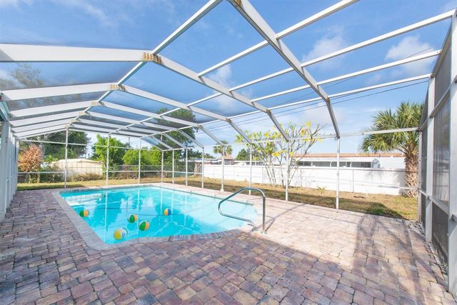 10739 64TH AVENUE, Seminole, FL 33772
