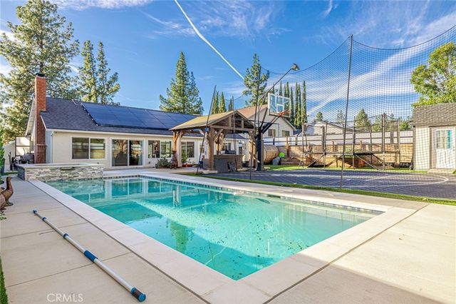 8310 Faust Avenue, West Hills, CA 91304