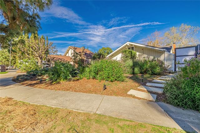 8310 Faust Avenue, West Hills, CA 91304