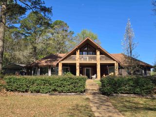 225 PR 3084, Gilmer, TX 75644
