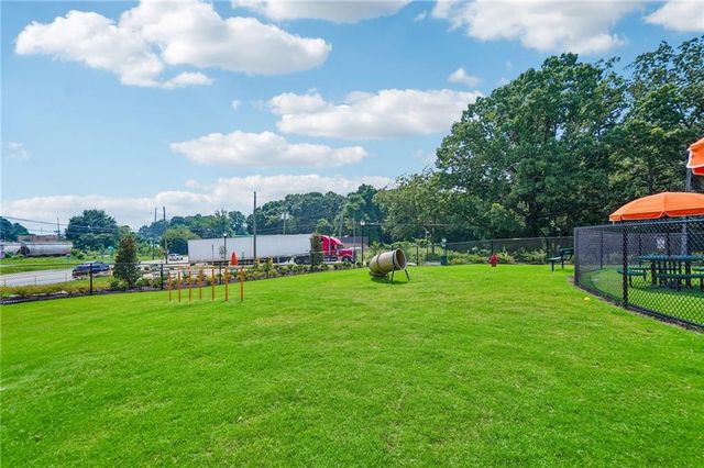 2615 Skyline Drive, Atlanta, GA 30337