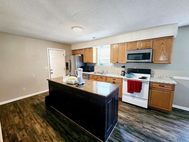 1104 Compton Avenue, Albertville, AL 35950