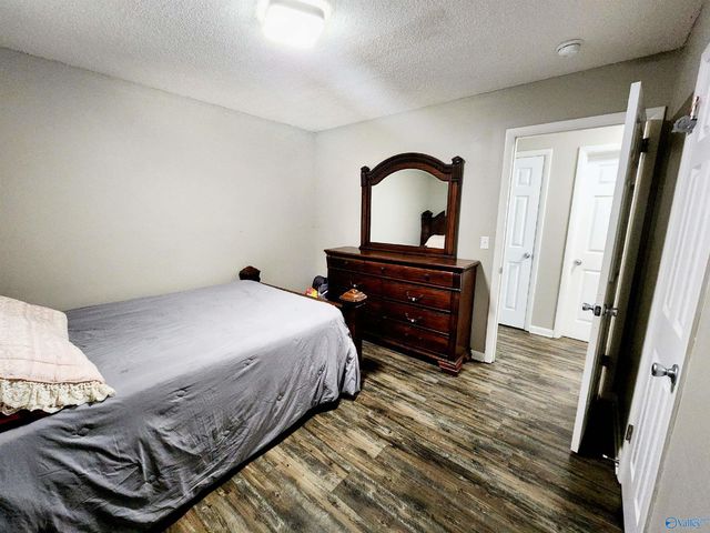 1104 Compton Avenue, Albertville, AL 35950