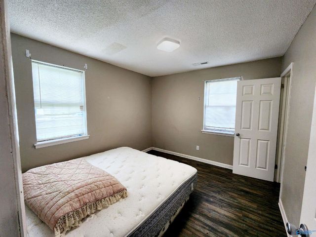 1104 Compton Avenue, Albertville, AL 35950