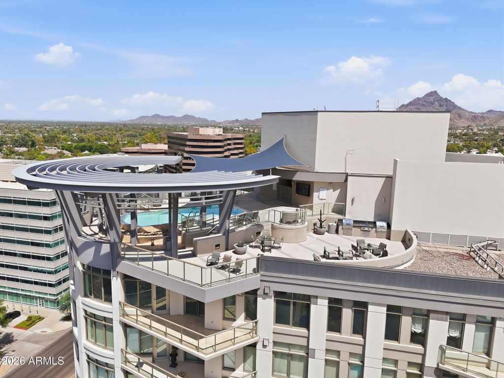 2402 E ESPLANADE Lane 901, Phoenix, AZ 85016 — exterior