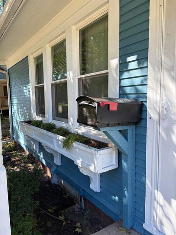 1112 Eaton Avenue, Beloit, WI 53511