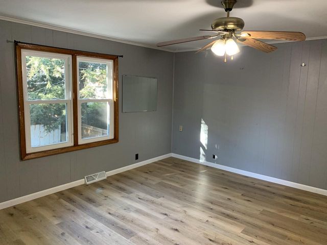1112 Eaton Avenue, Beloit, WI 53511