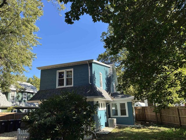 1112 Eaton Avenue, Beloit, WI 53511