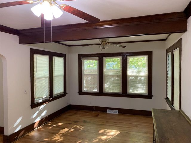1112 Eaton Avenue, Beloit, WI 53511