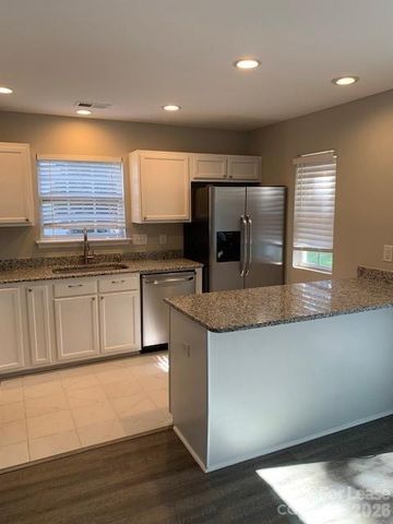 12581 Bluestem Lane, Charlotte, NC 28277