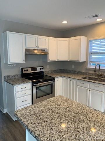 12581 Bluestem Lane, Charlotte, NC 28277