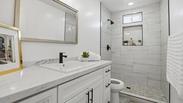 336 Los Angeles Place, San Diego, CA 92114