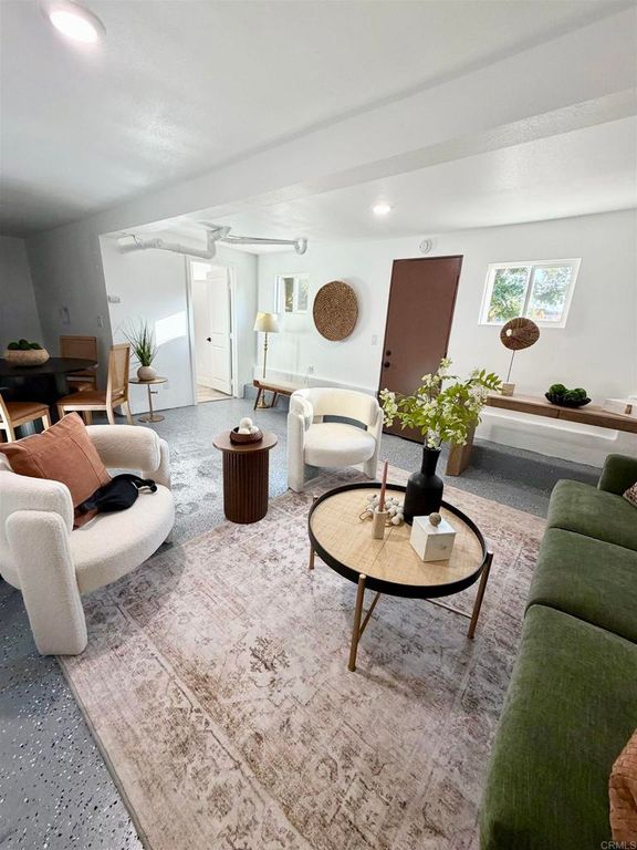 Image 26 of property listing at 336 Los Angeles Place, San Diego, CA 92114