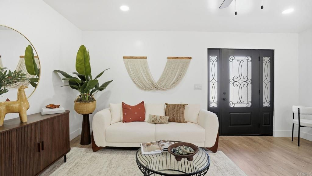 Image 3 of property listing at 336 Los Angeles Place, San Diego, CA 92114