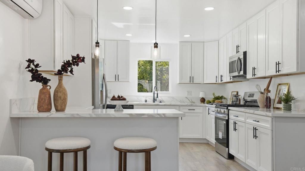 Image 8 of property listing at 336 Los Angeles Place, San Diego, CA 92114