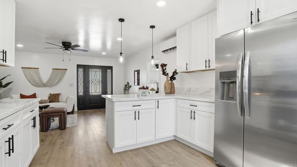 Image 9 of property listing at 336 Los Angeles Place, San Diego, CA 92114